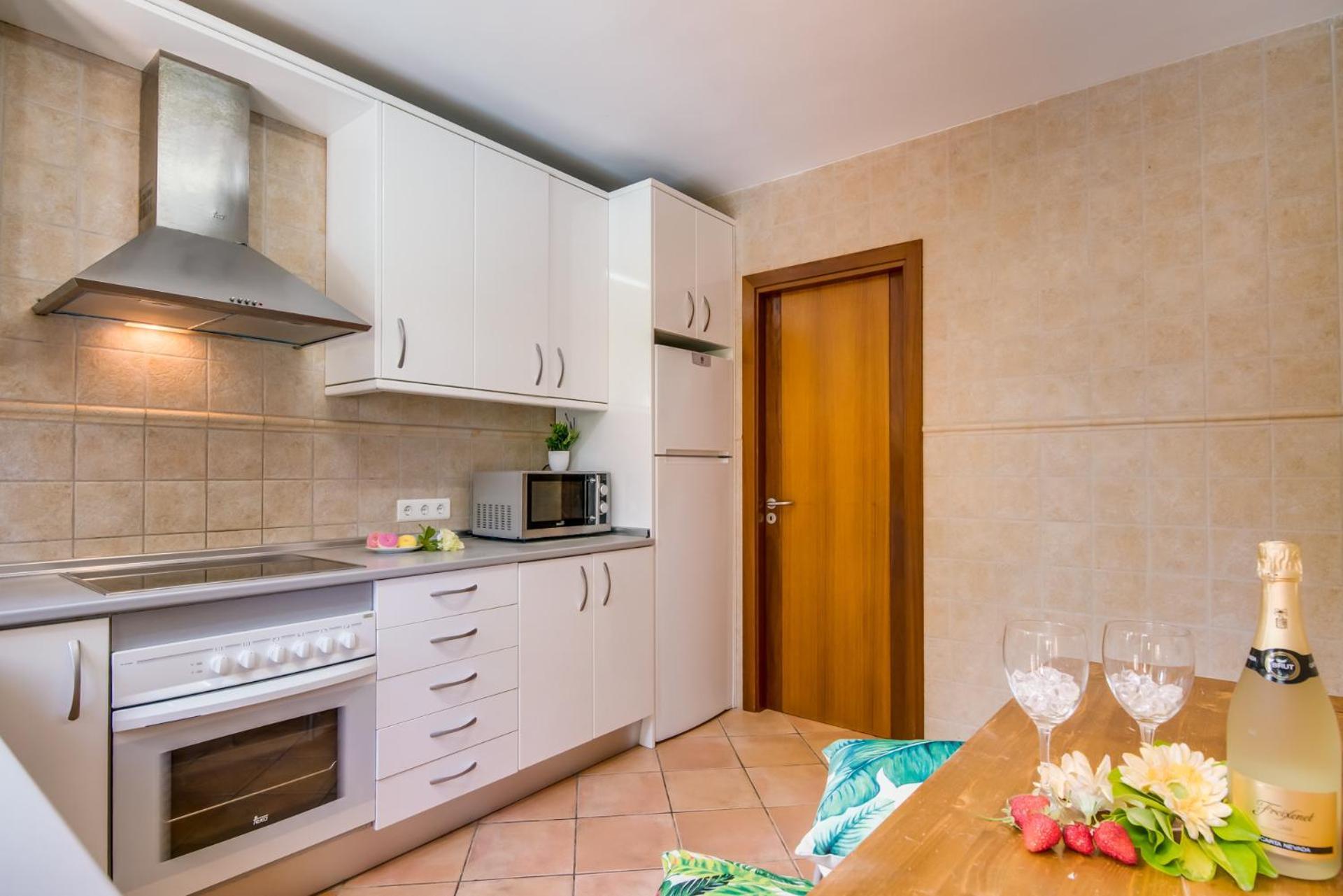 Ideal Property Mallorca - Delicias อัลกูเดีย ภายนอก รูปภาพ